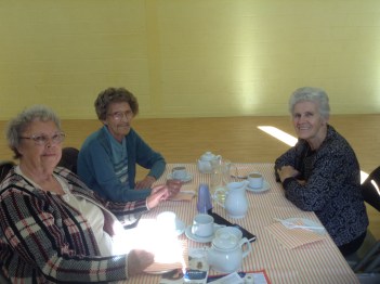L-R Gwen, Doris, Brenda